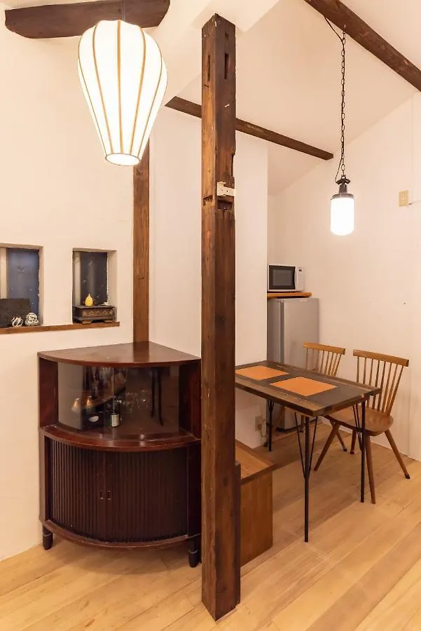 Back Alley Residence Hibi Ōsaka