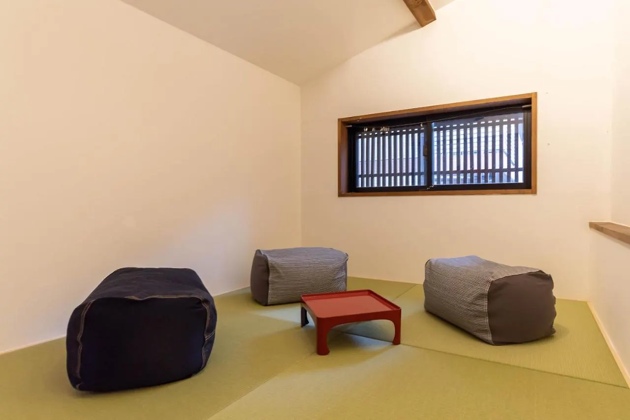 Back Alley Residence Hibi Ōsaka Hébergement de vacances